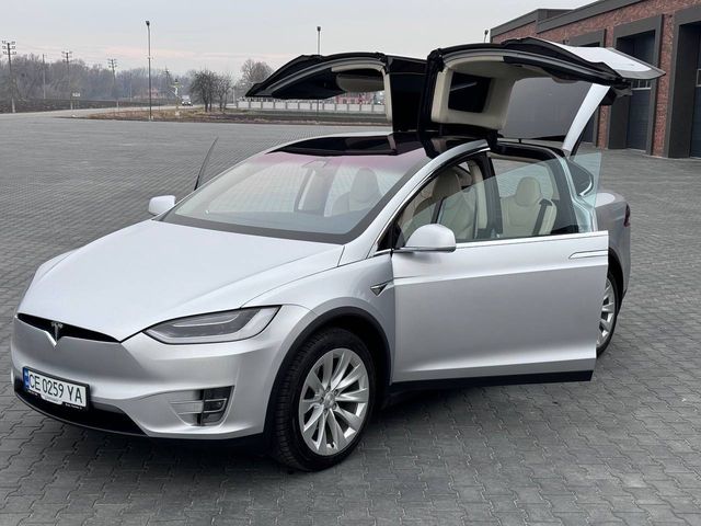 Tesla Model X - зображення 2