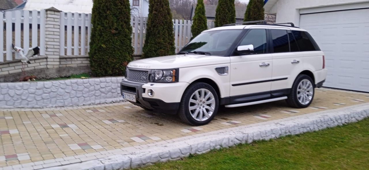 Land Rover Range Rover Sport - фото 1