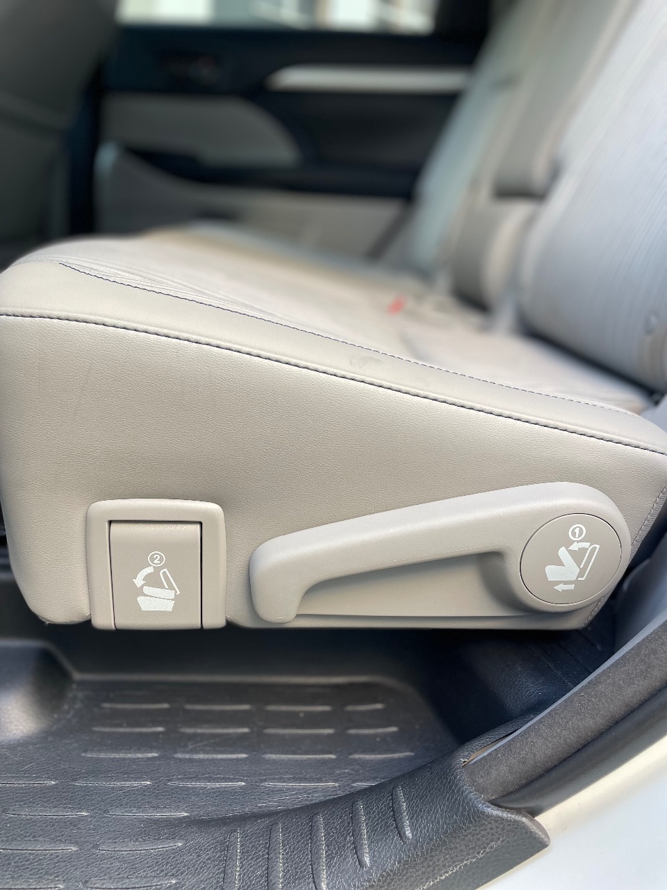 Toyota Highlander - фото 25