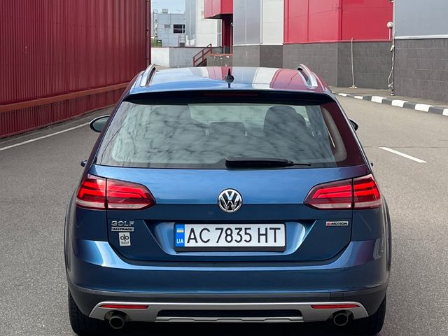 Volkswagen Golf - зображення 3