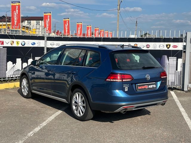 Volkswagen Golf - зображення 4