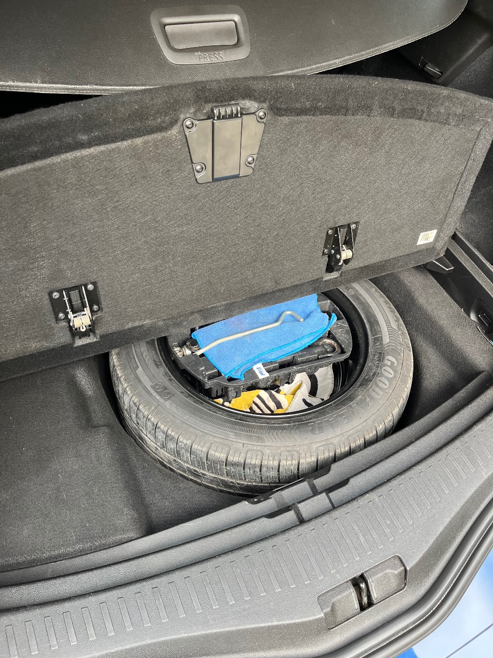 Renault Megane - фото 20