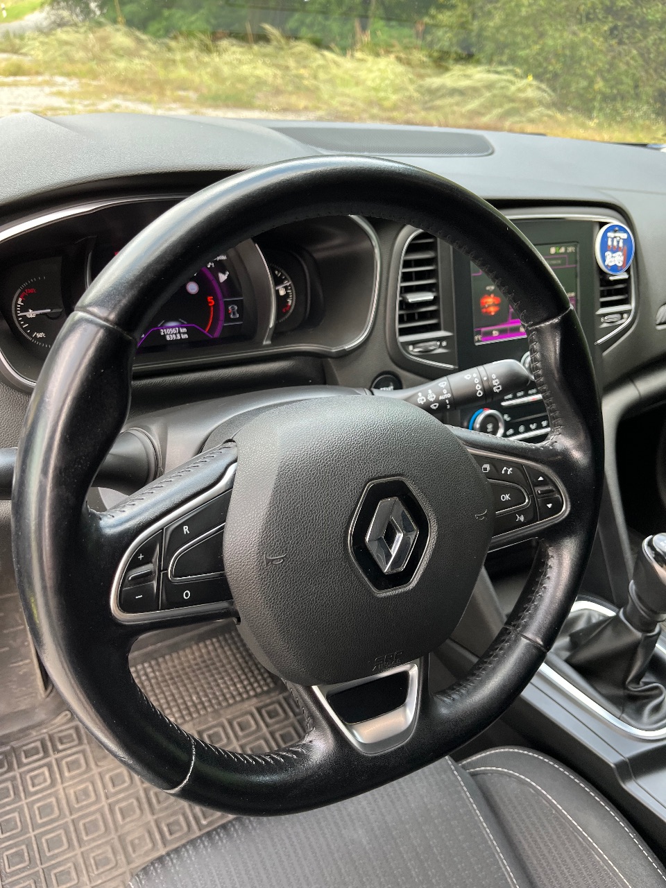 Renault Megane - фото 18