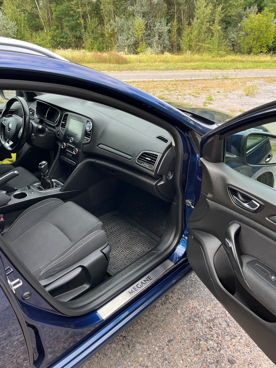 Renault Megane - фото 12