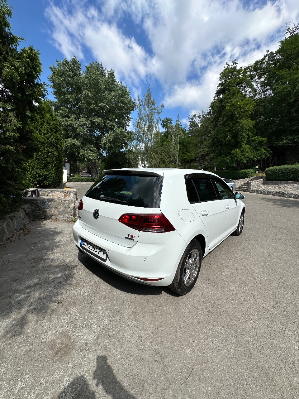 Volkswagen Golf - фото 8