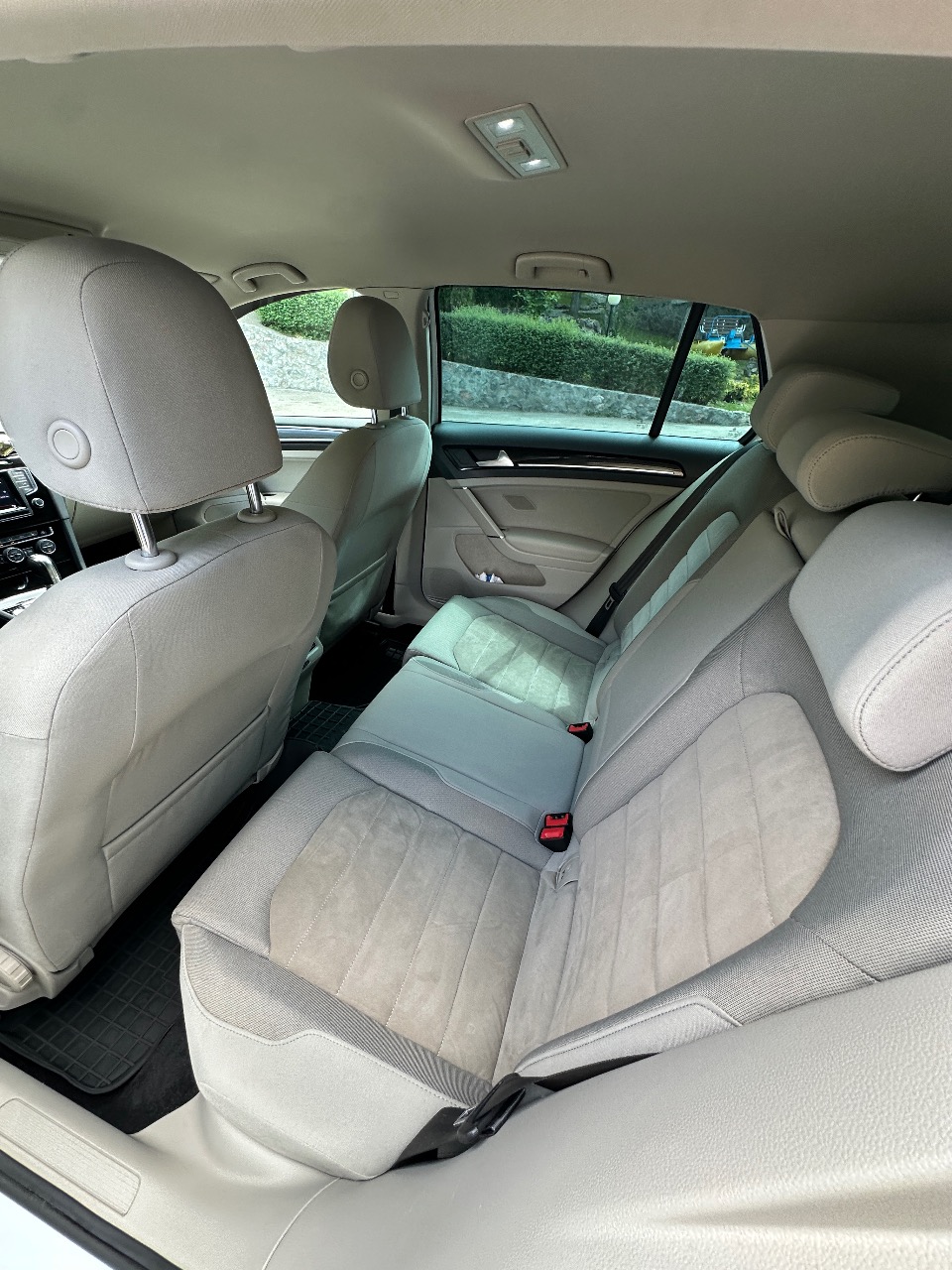 Volkswagen Golf - фото 13