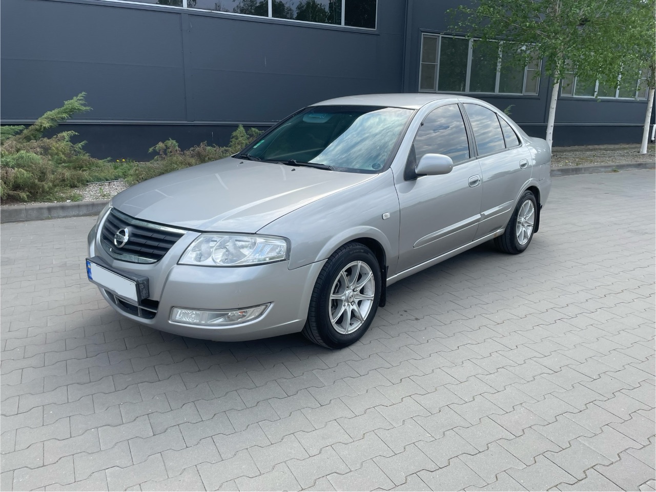 Nissan Almera Classic - фото 1