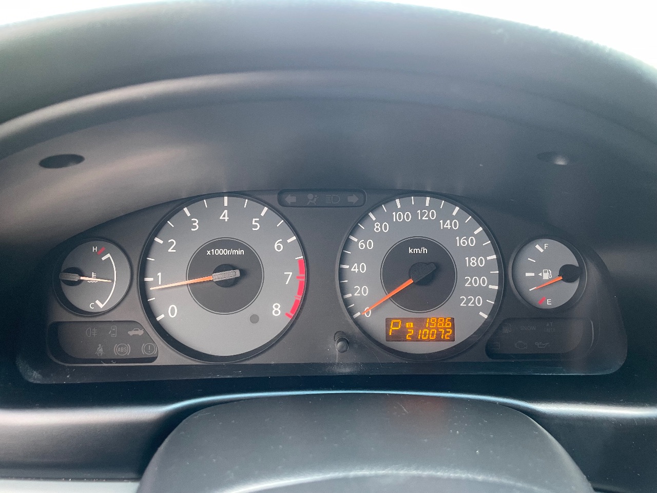 Nissan Almera Classic - фото 12