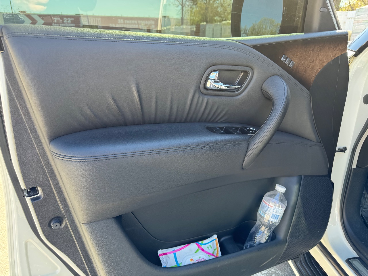 Infiniti QX56 - фото 15