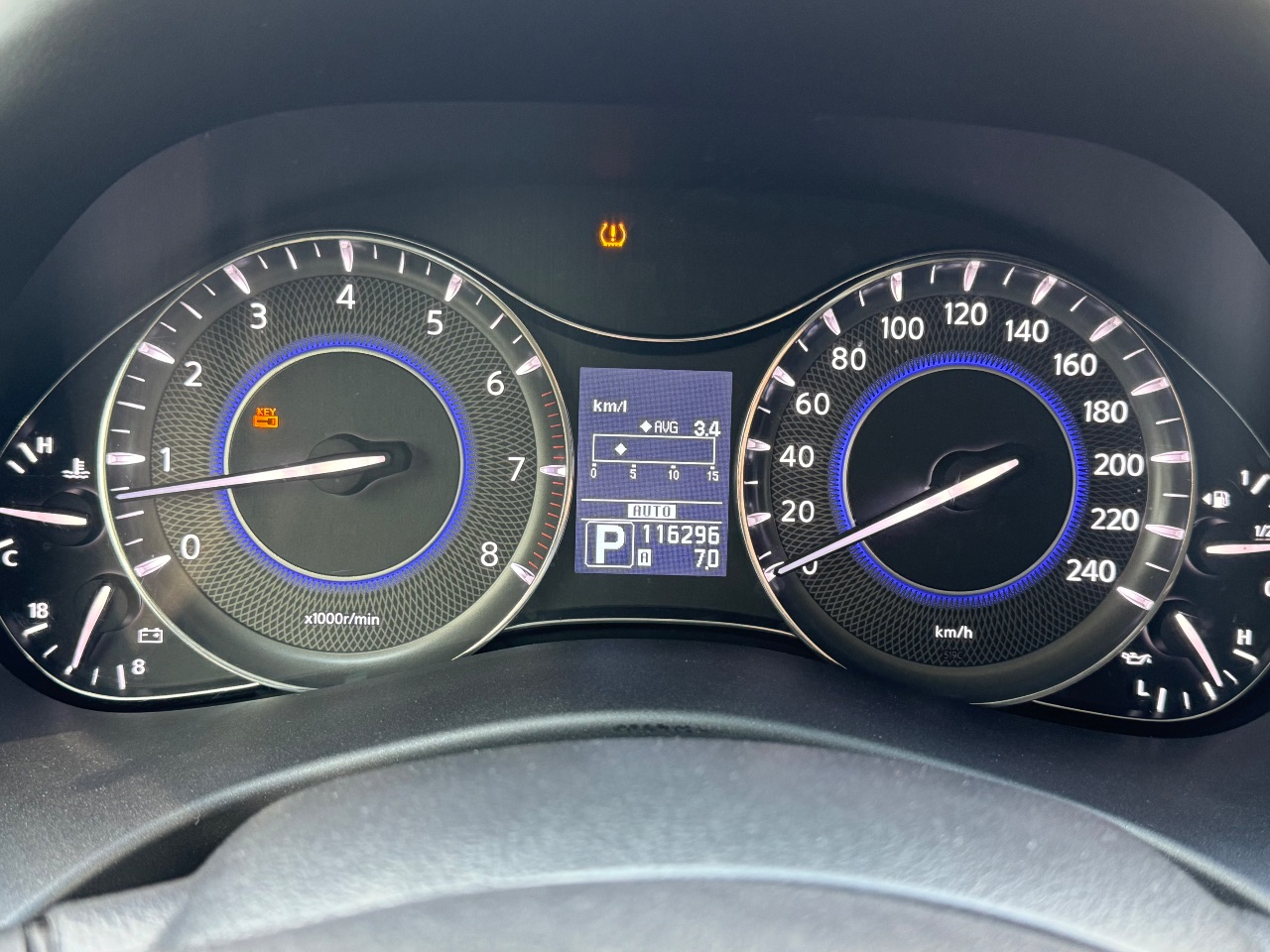 Infiniti QX56 - фото 33