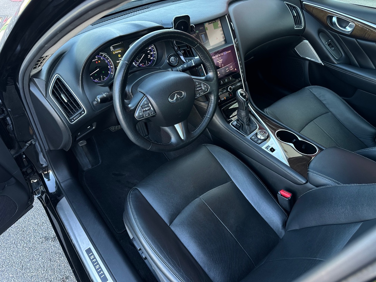 Infiniti Q50 - фото 20