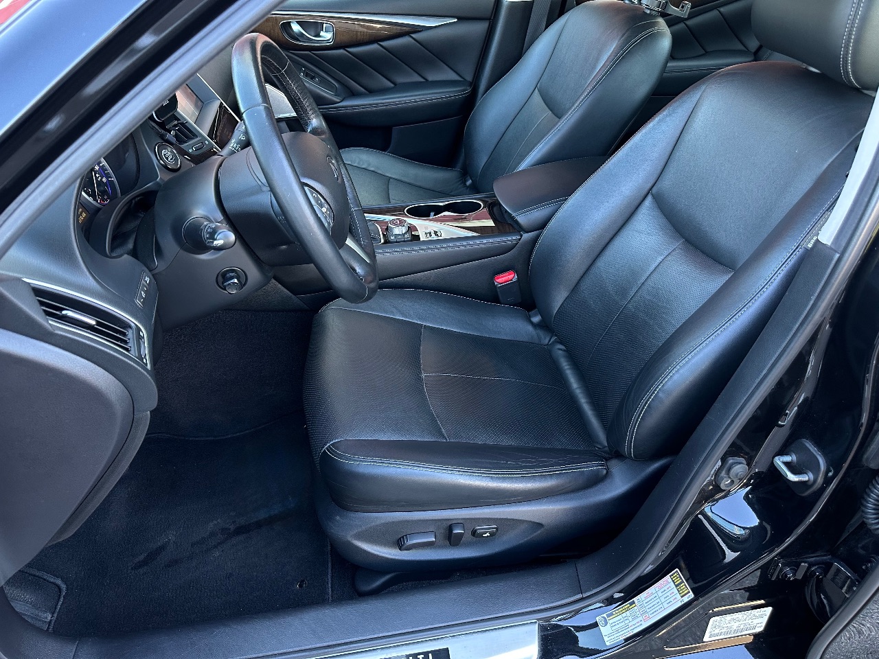 Infiniti Q50 - фото 22