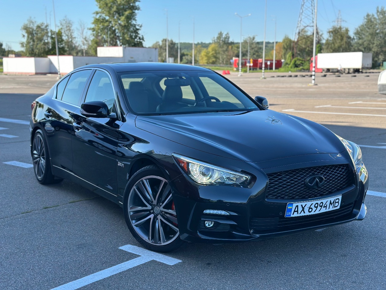 Infiniti Q50 - фото 1