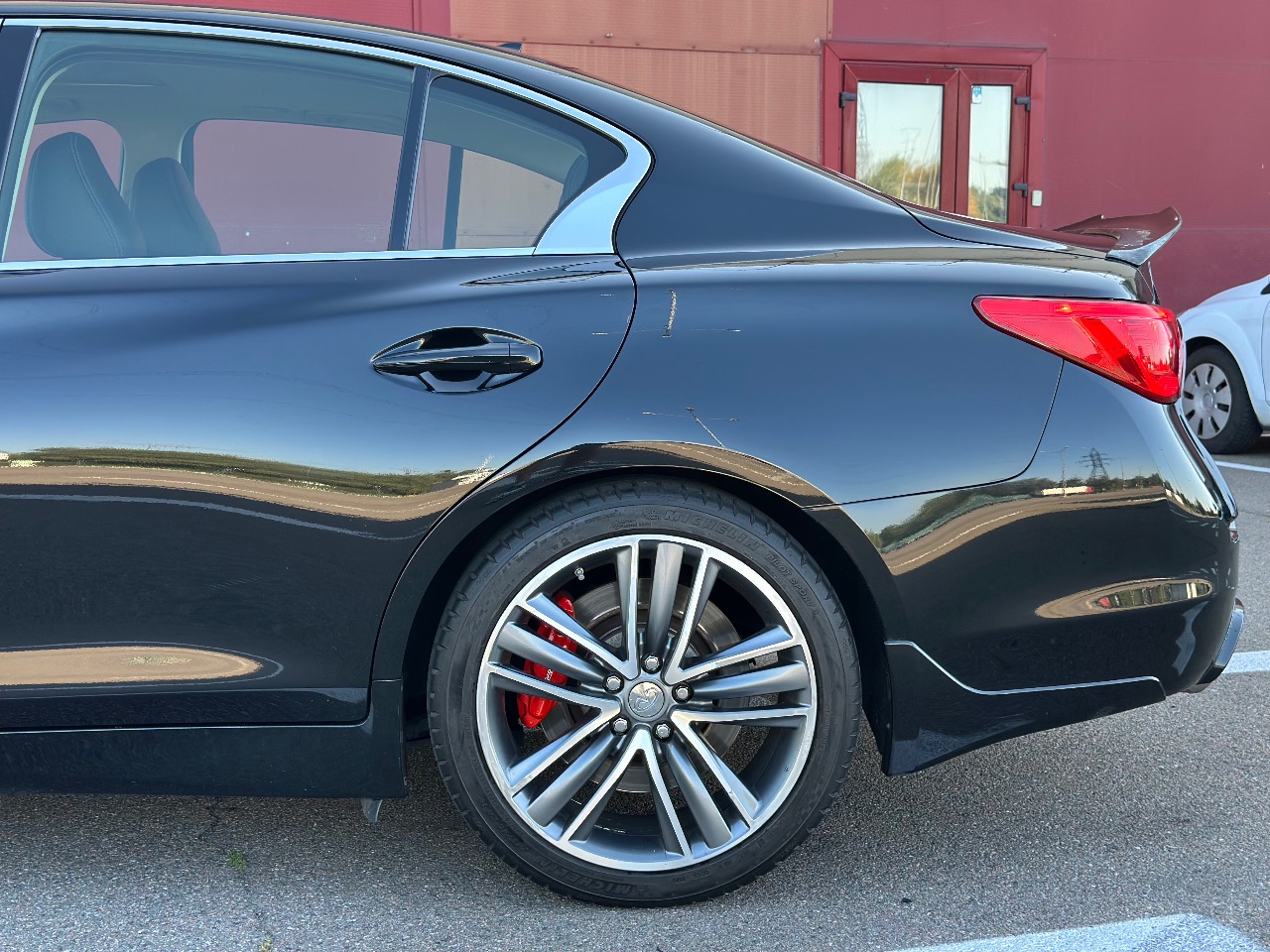 Infiniti Q50 - фото 2