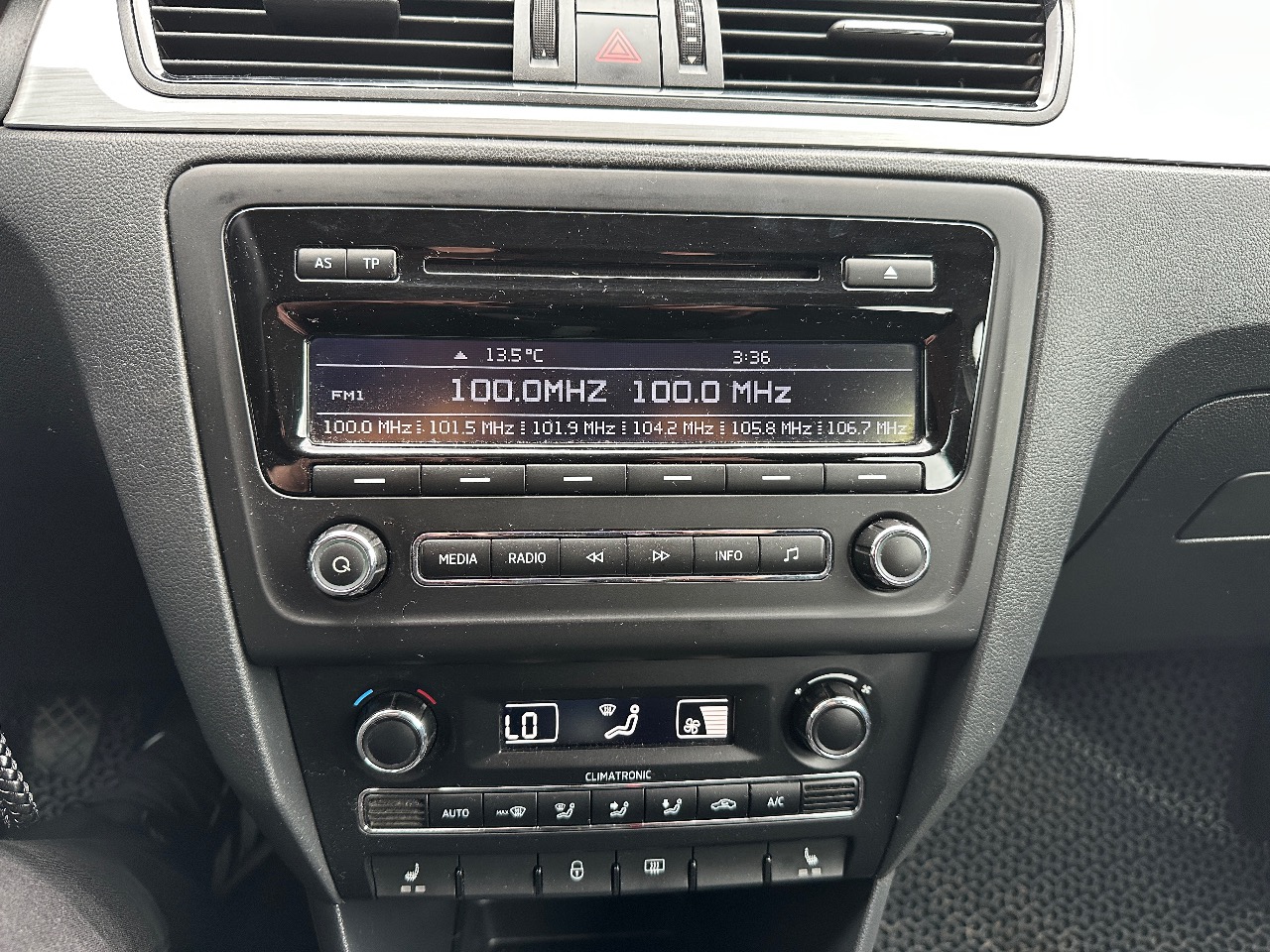 Skoda Rapid - фото 4