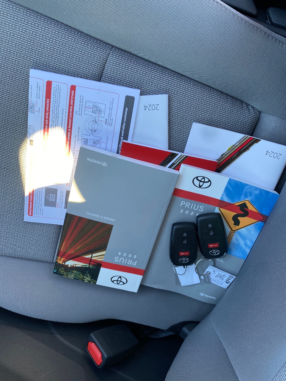 Toyota Prius - фото 4