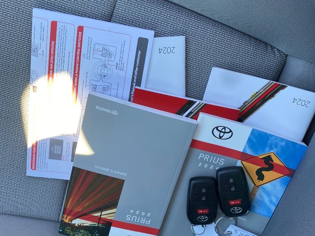 Toyota Prius - фото 4