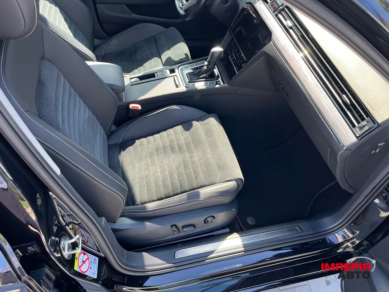 Volkswagen Passat - фото 7