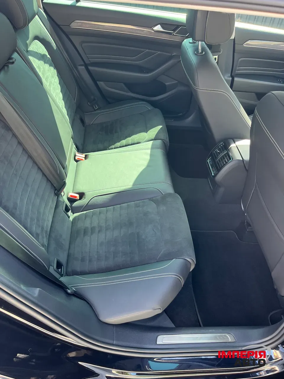 Volkswagen Passat - фото 9