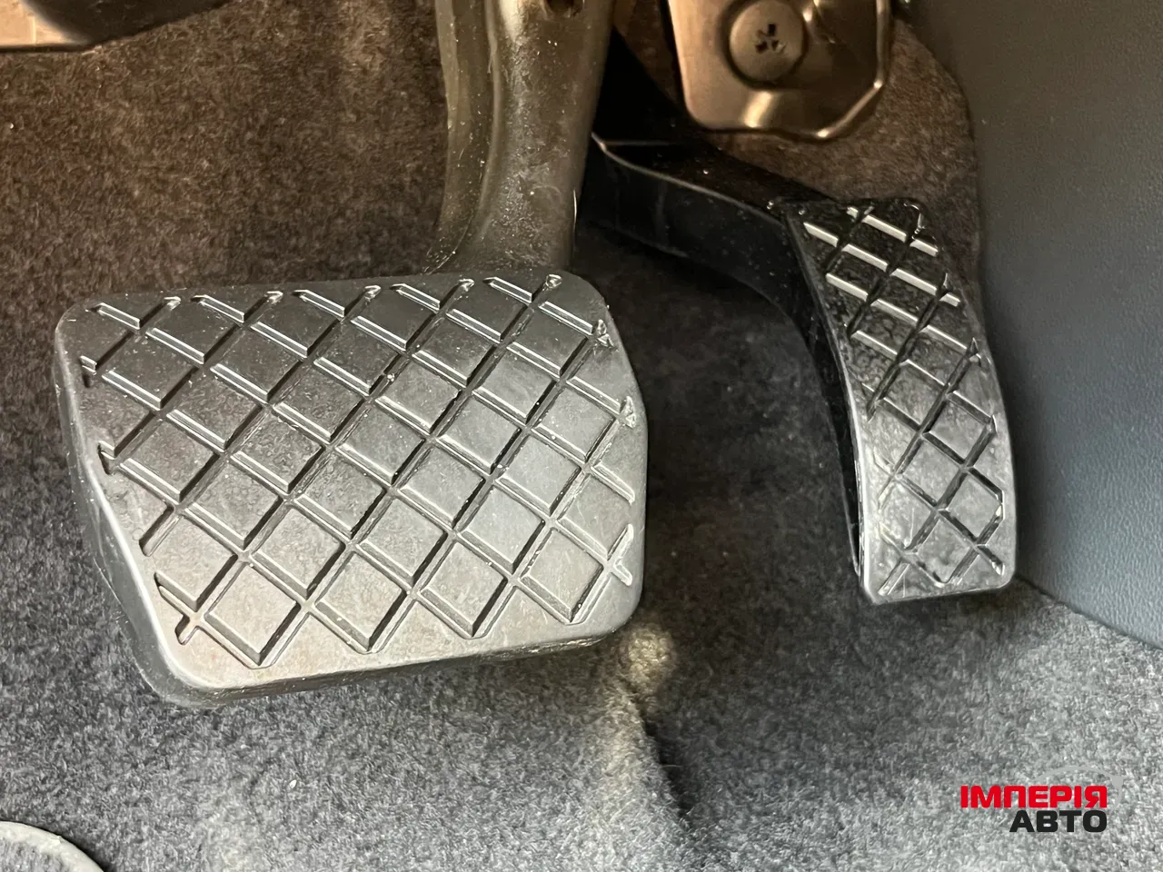 Volkswagen Passat - фото 18