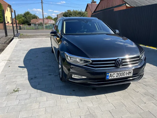 Volkswagen Passat - фото 4