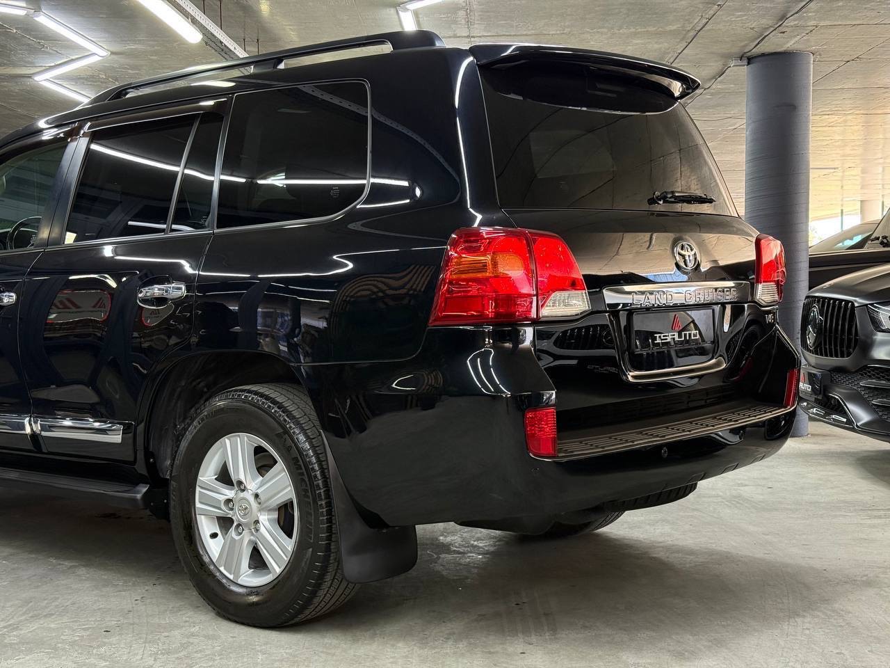 Toyota Land Cruiser - фото 6