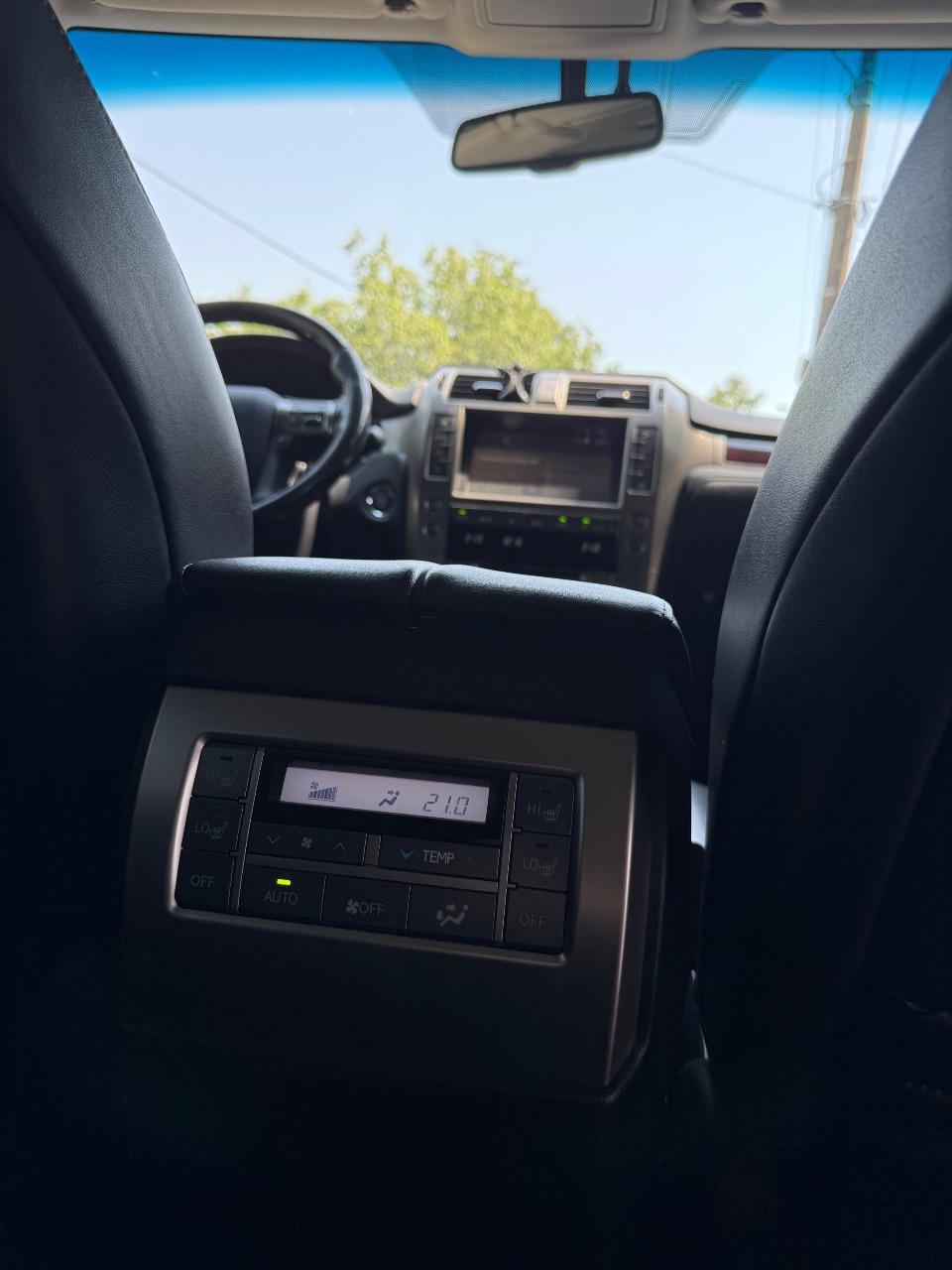 Lexus GX - фото 11