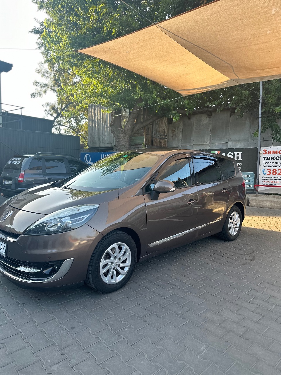 Renault Scenic - фото 2