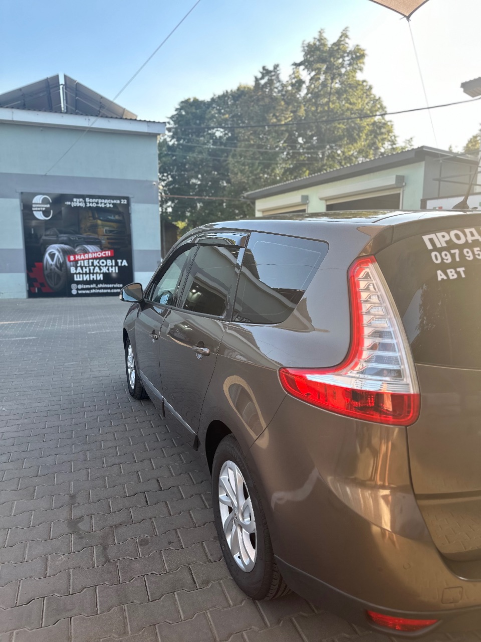 Renault Scenic - фото 3