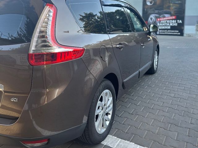 Renault Scenic - зображення 5