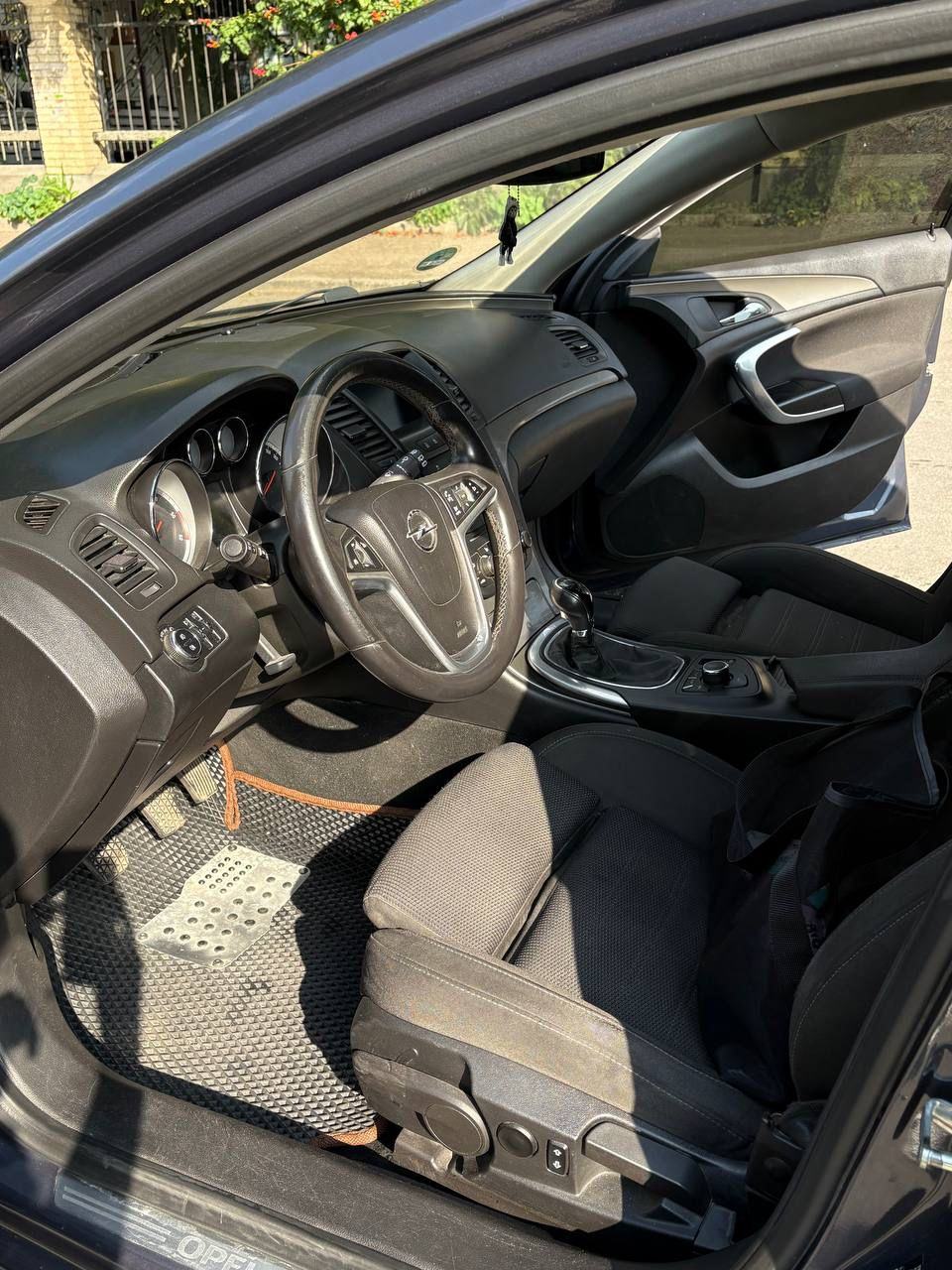 Opel Insignia - фото 9