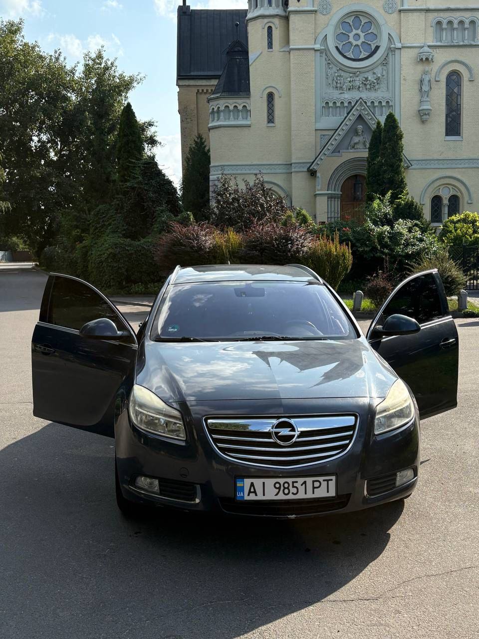 Opel Insignia - фото 1