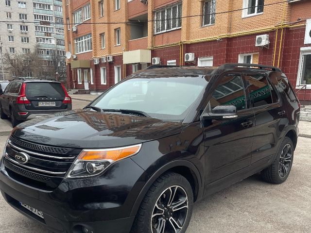 Ford Explorer - зображення 1
