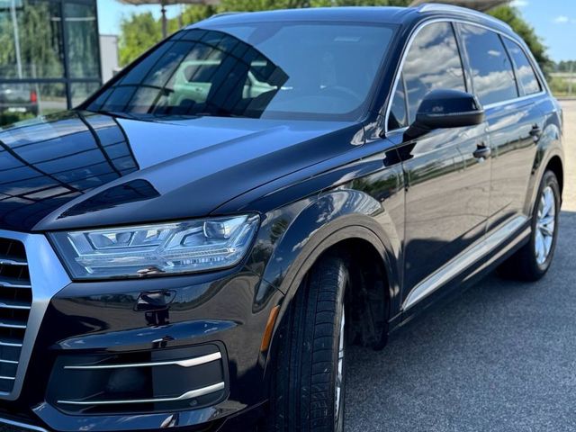 Audi Q7 - фото 2