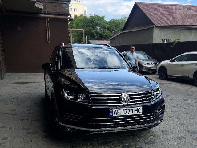 Volkswagen Touareg 2015, Дніпро, $26 600 - зображення 1
