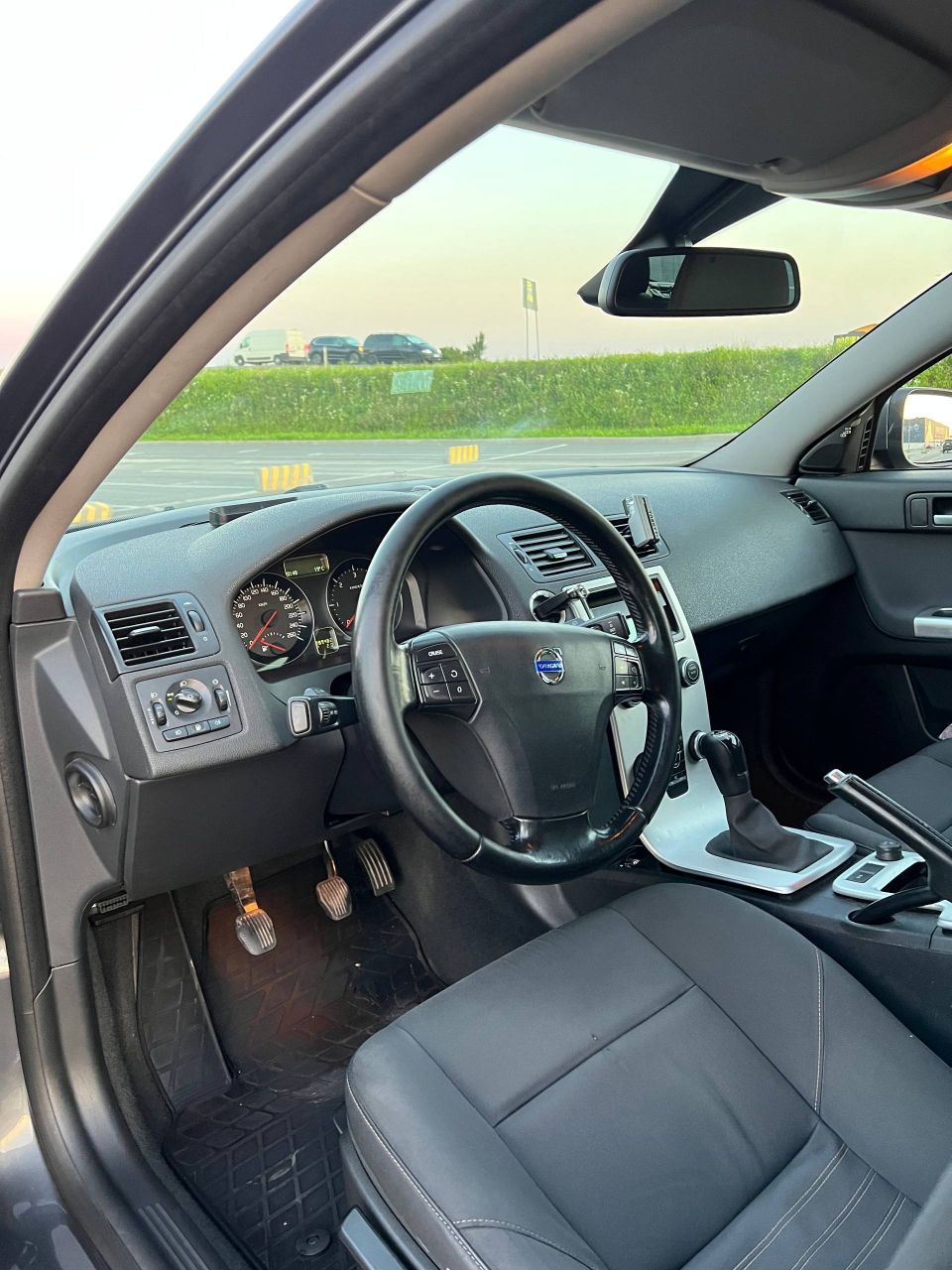 Volvo V50 - фото 7