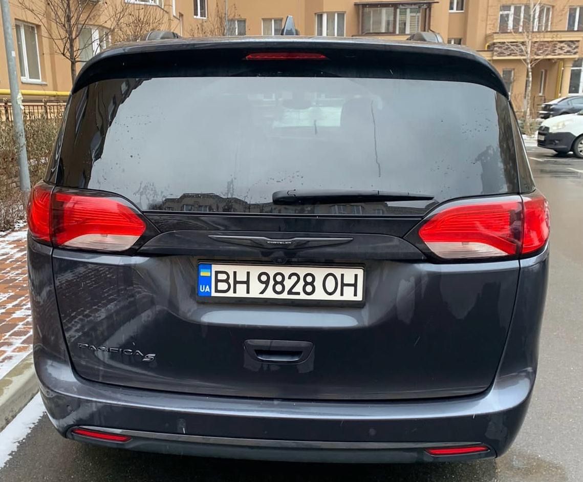 Chrysler Pacifica - фото 5