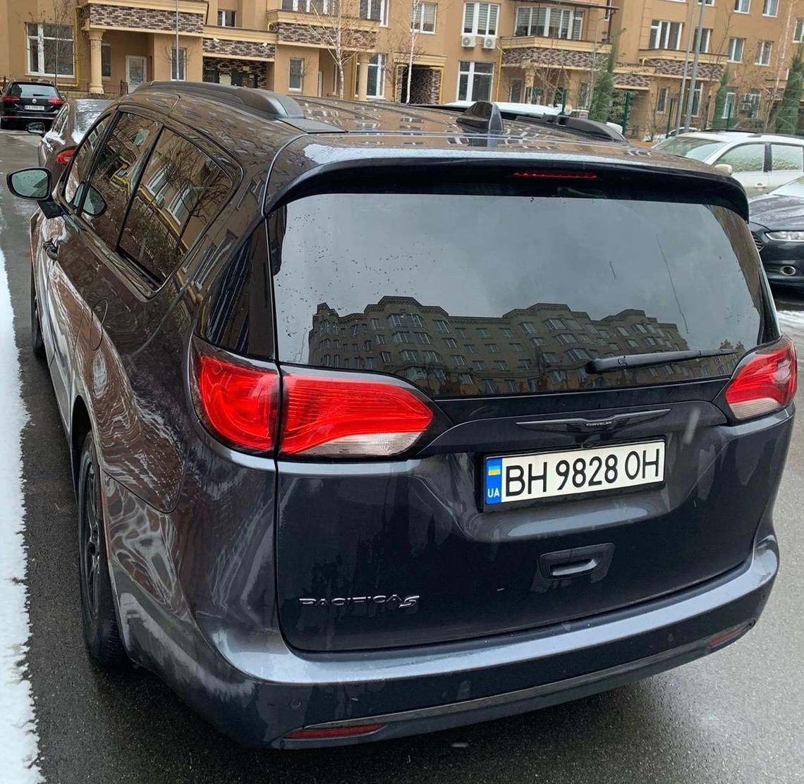 Chrysler Pacifica - фото 4