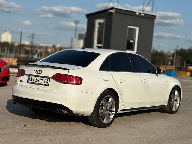 Audi S4 - фото 4