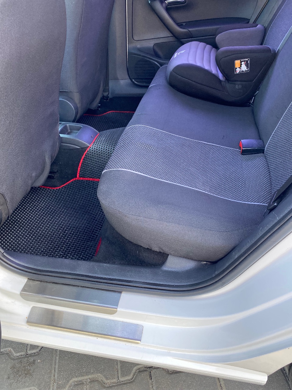 Volkswagen Polo - фото 8