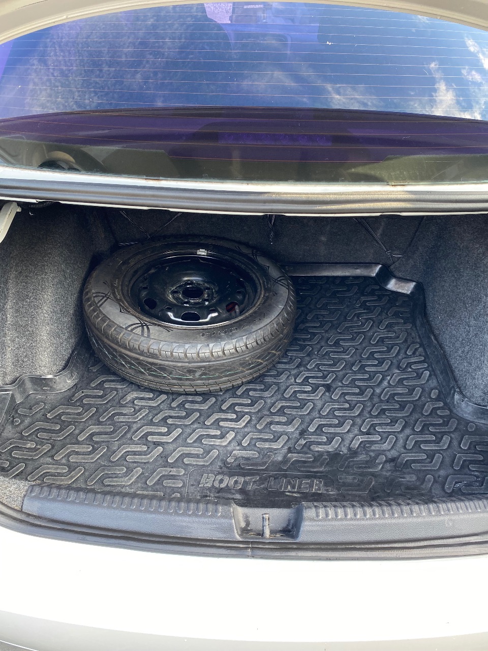 Volkswagen Polo - фото 11