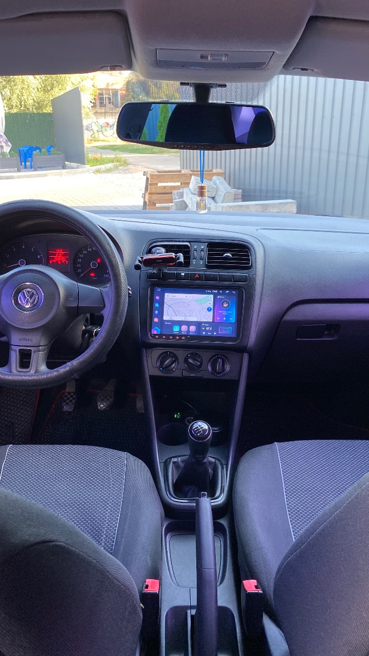 Volkswagen Polo - фото 13