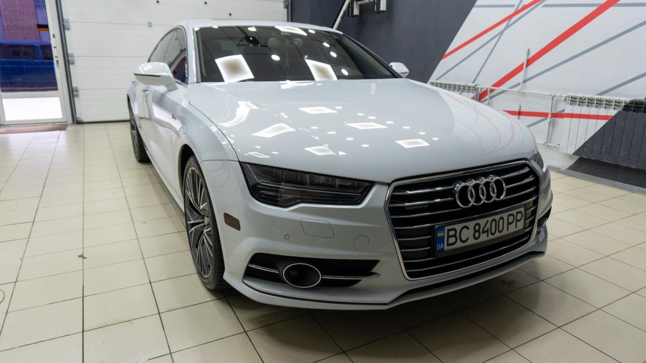 Audi A7 - фото 13