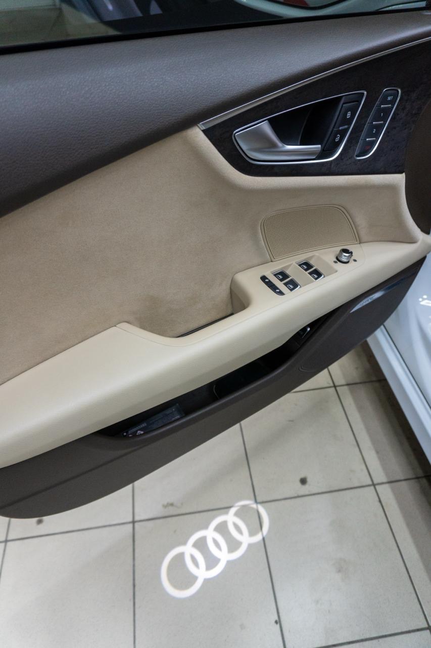 Audi A7 - фото 30