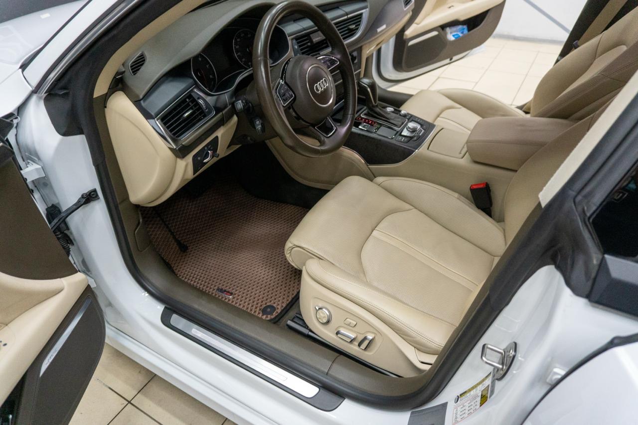 Audi A7 - фото 33