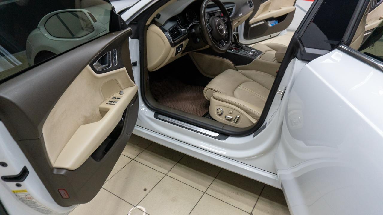 Audi A7 - фото 23