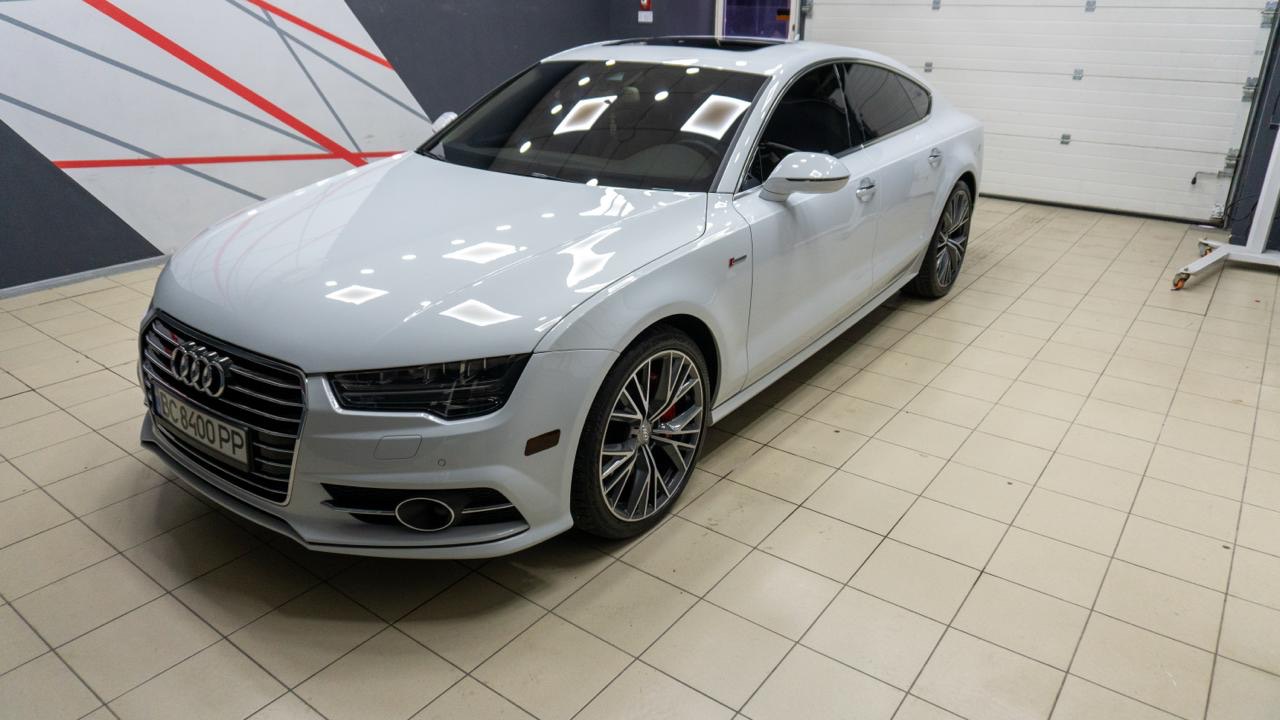 Audi A7 - фото 14