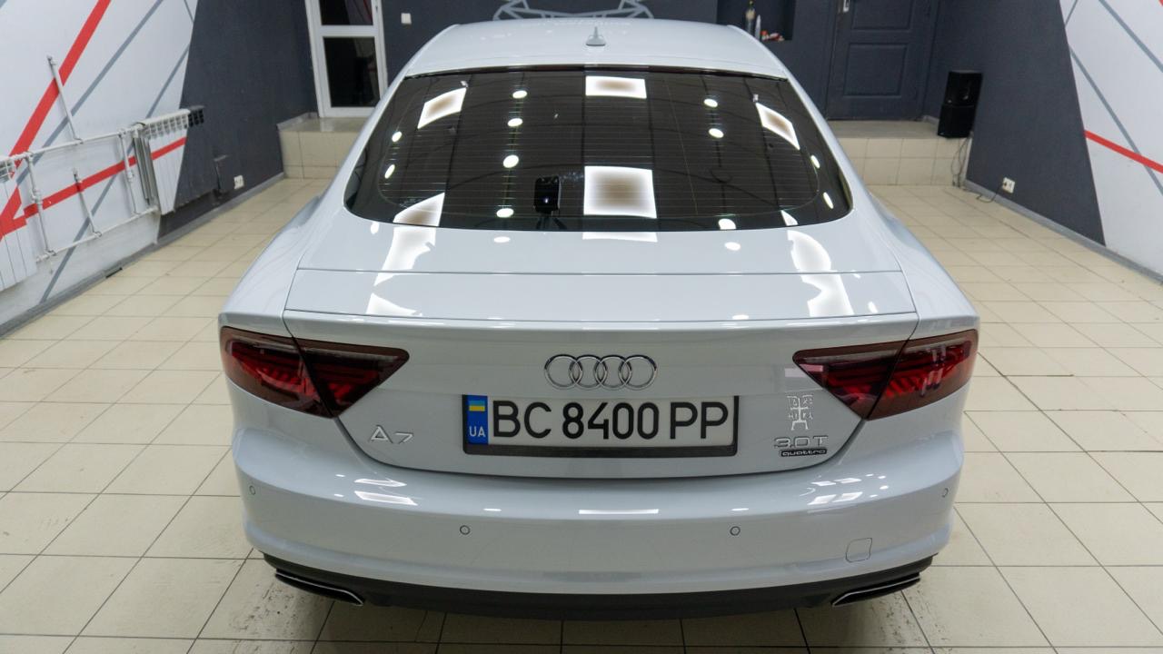 Audi A7 - фото 18