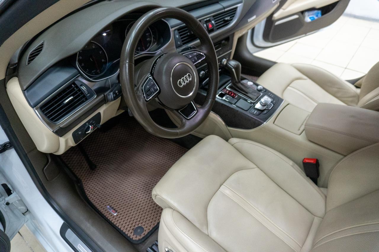 Audi A7 - фото 32