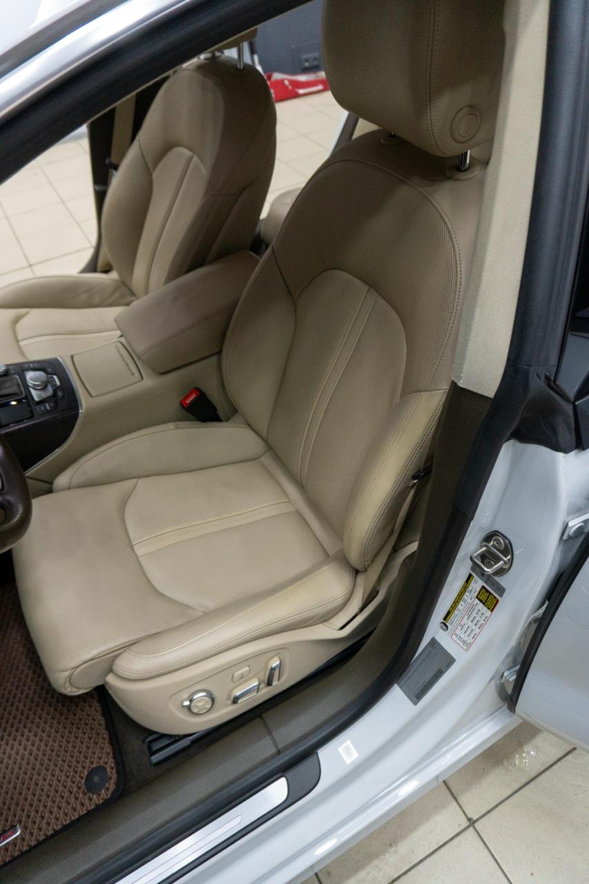 Audi A7 - фото 26